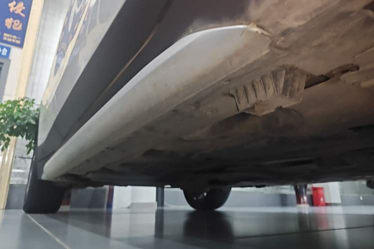 Used BMW X1 2021 sDrive20Li Premium Edition Right Side Sill