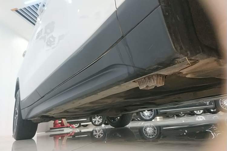 Used BMW X1 2021 sDrive25Li Leading Model Right Side Sill