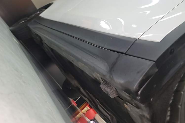 Used BMW X1 2021 Restyled sDrive20Li Fashion Version Right Side Sill
