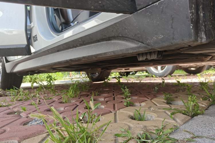 Used BMW X1 2021 Restyled sDrive25Li Leading Edition Right Side Sill