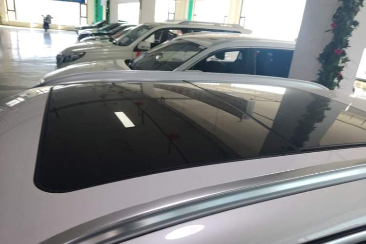 Used BMW X1 2021 sDrive25Li Leading Model Roof