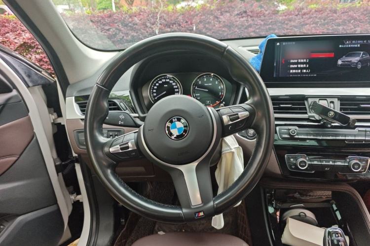 Used BMW X1 2021 sDrive20Li Premium Edition Steering Wheel