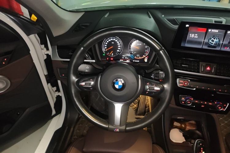 Used BMW X1 2021 sDrive25Li Leading Model Steering Wheel