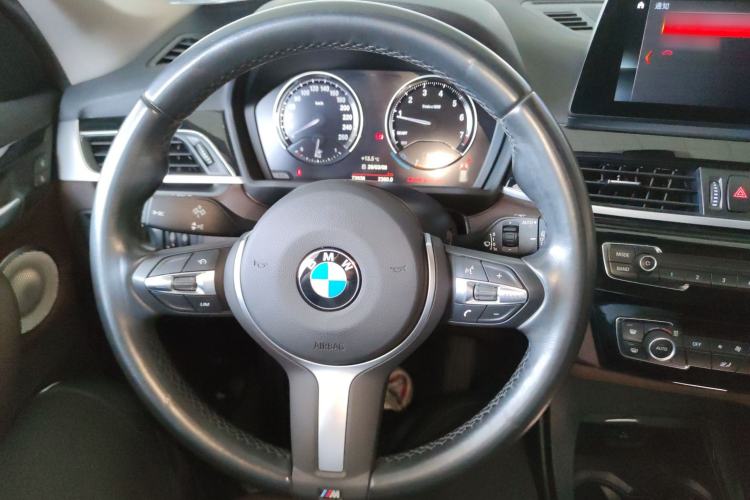 Used BMW X1 2021 sDrive25Li Leading Model Steering Wheel