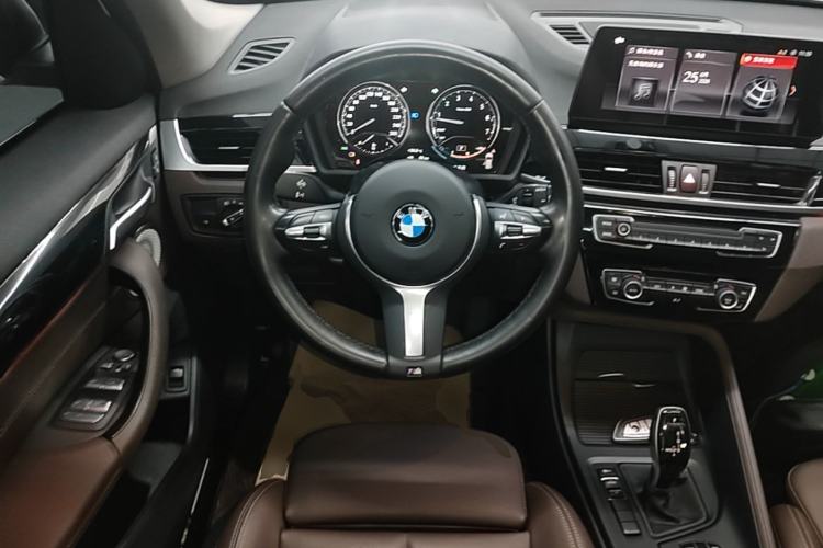 Used BMW X1 2021 Restyled sDrive25Li Leading Edition Steering Wheel