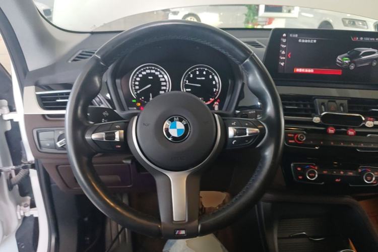 Used BMW X1 2021 sDrive25Li Leading Model Steering Wheel