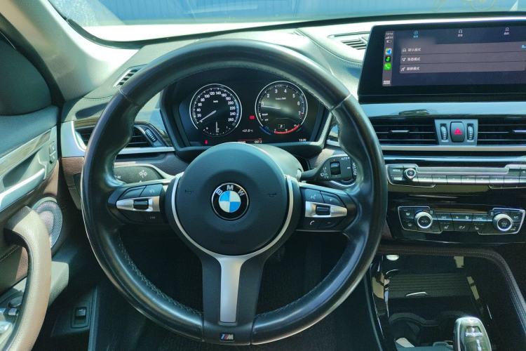 Used BMW X1 2021 xDrive25Li Luxury Model Steering Wheel