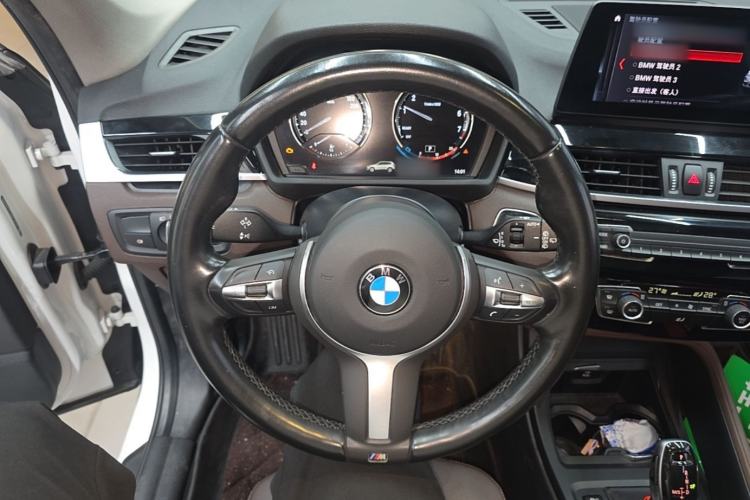 Used BMW X1 2021 Restyled sDrive25Li Leading Edition Steering Wheel