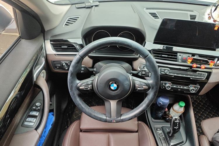 Used BMW X1 2021 Restyled sDrive25Li Leading Edition Steering Wheel