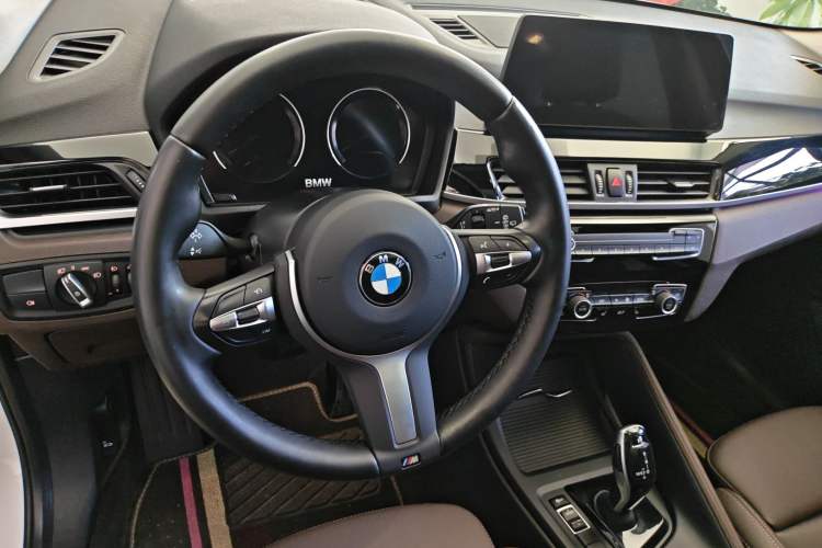 Used BMW X1 2021 Restyled sDrive25Li Leading Edition Steering Wheel