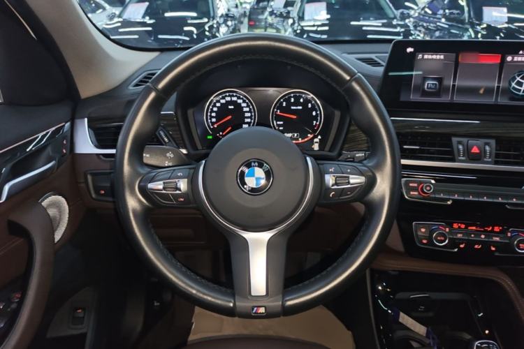 Used BMW X1 2021 xDrive25Li Luxury Model Steering Wheel