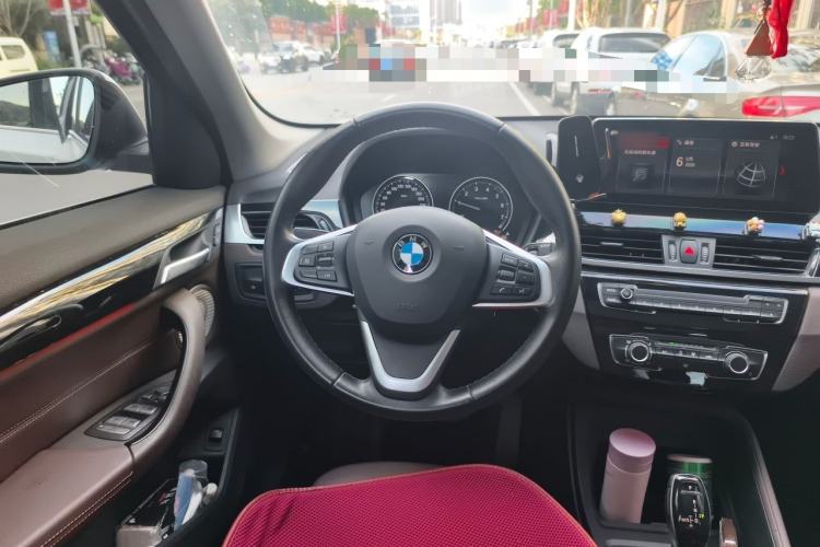 Used BMW X1 2021 sDrive20Li Fashion Model Steering Wheel