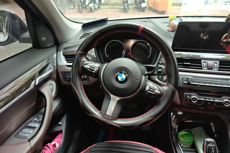 Used BMW X1 2021 xDrive25Li Luxury Model Steering Wheel
