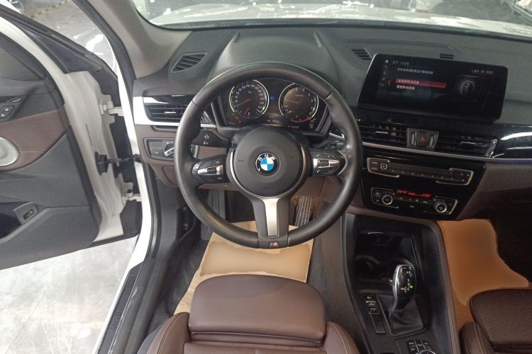 Used BMW X1 2021 Restyled sDrive25Li Leading Edition Steering Wheel