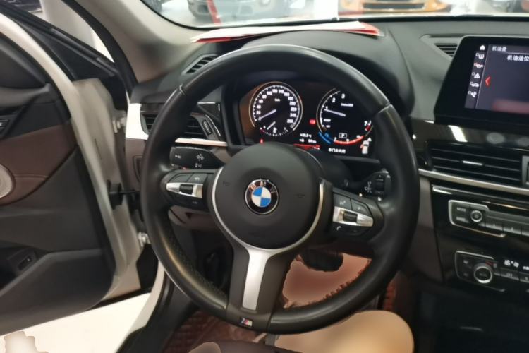 Used BMW X1 2021 Restyled sDrive25Li Leading Edition Steering Wheel