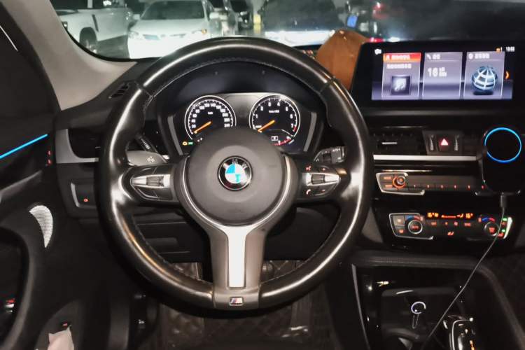 Used BMW X1 2021 sDrive20Li Premium Edition Steering Wheel
