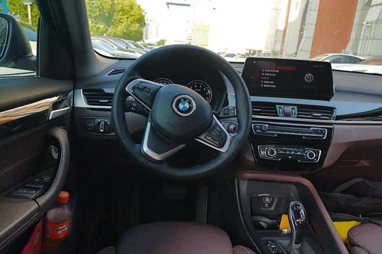 Used BMW X1 2021 sDrive20Li Fashion Model Steering Wheel
