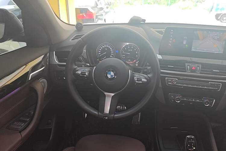 Used BMW X1 2021 sDrive25Li Leading Model Steering Wheel