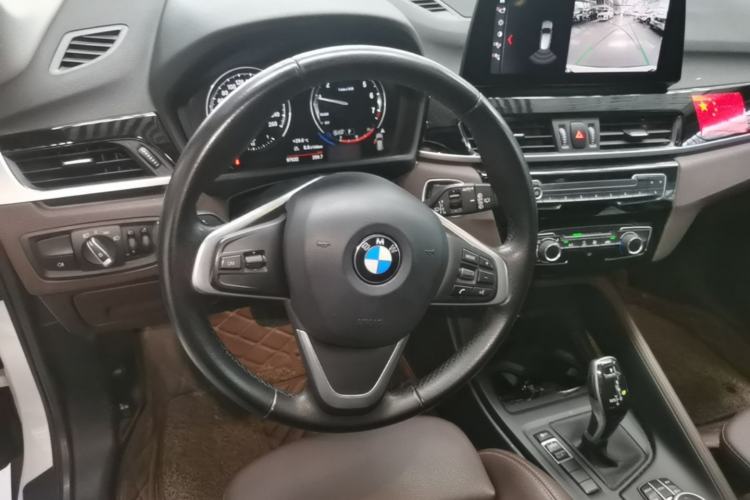 Used BMW X1 2021 sDrive20Li Fashion Model Steering Wheel