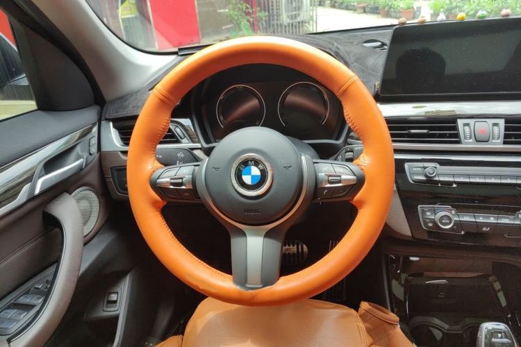 Used BMW X1 2021 Revised xDrive25Li Premium Edition Steering Wheel