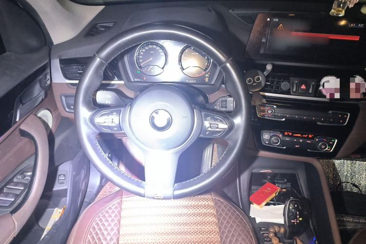 Used BMW X1 2021 sDrive25Li Leading Model Steering Wheel