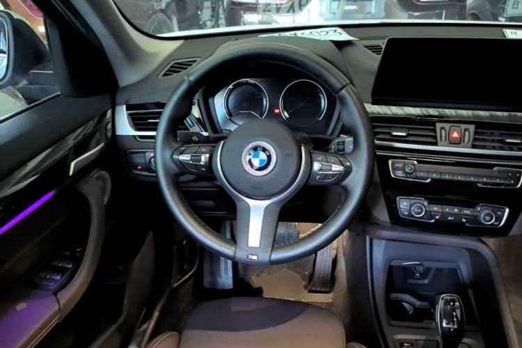 Used BMW X1 2021 sDrive25Li Leading Model Steering Wheel