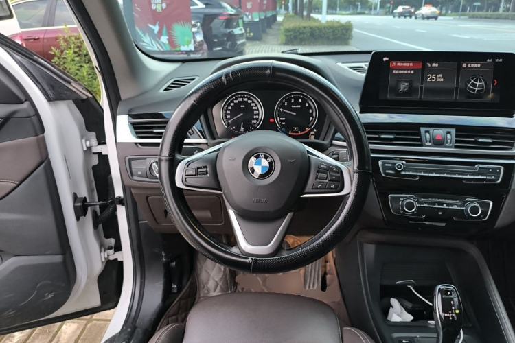 Used BMW X1 2021 Restyled sDrive20Li Fashion Version Steering Wheel