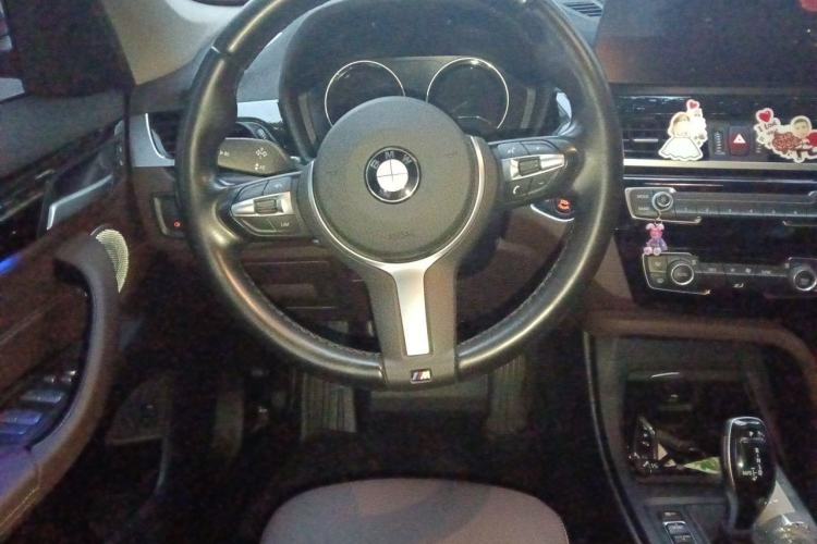Used BMW X1 2021 sDrive25Li Leading Model Steering Wheel