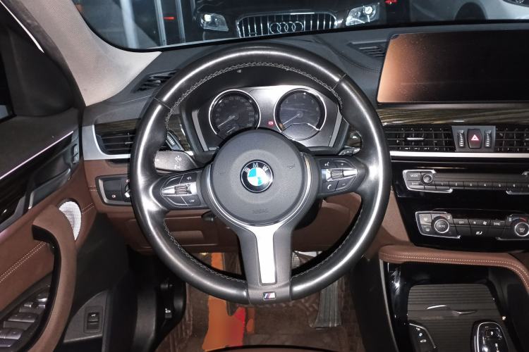 Used BMW X1 2021 xDrive25Li Luxury Model Steering Wheel
