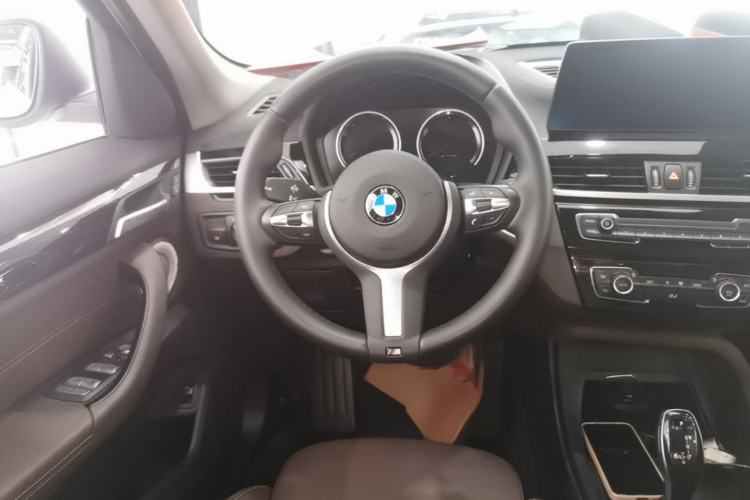 Used BMW X1 2021 sDrive25Li Leading Model Steering Wheel