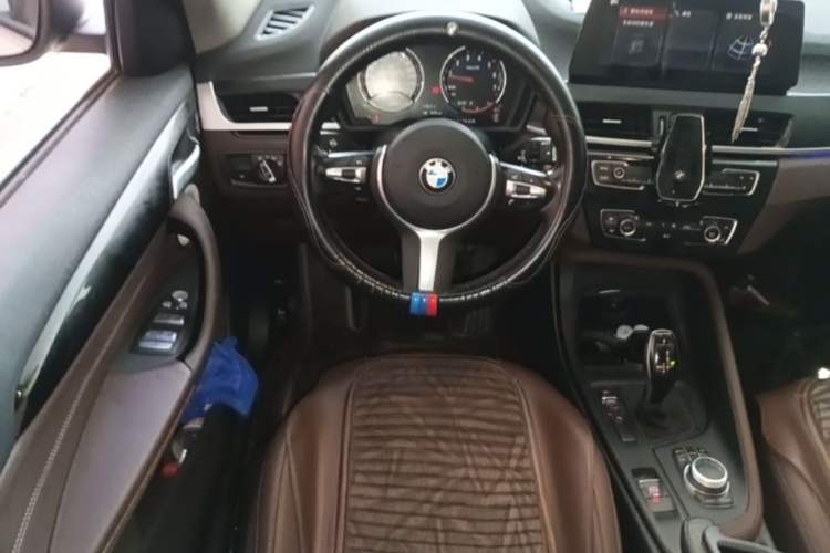 Used BMW X1 2021 Restyled sDrive25Li Leading Edition Steering Wheel