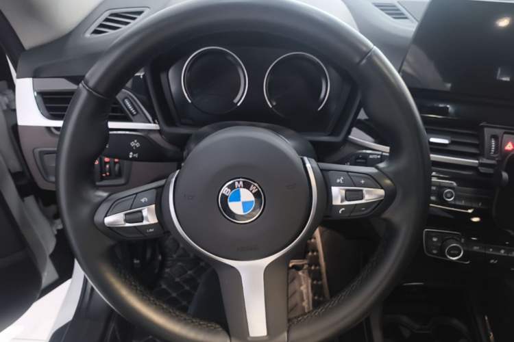 Used BMW X1 2021 sDrive25Li Leading Model Steering Wheel