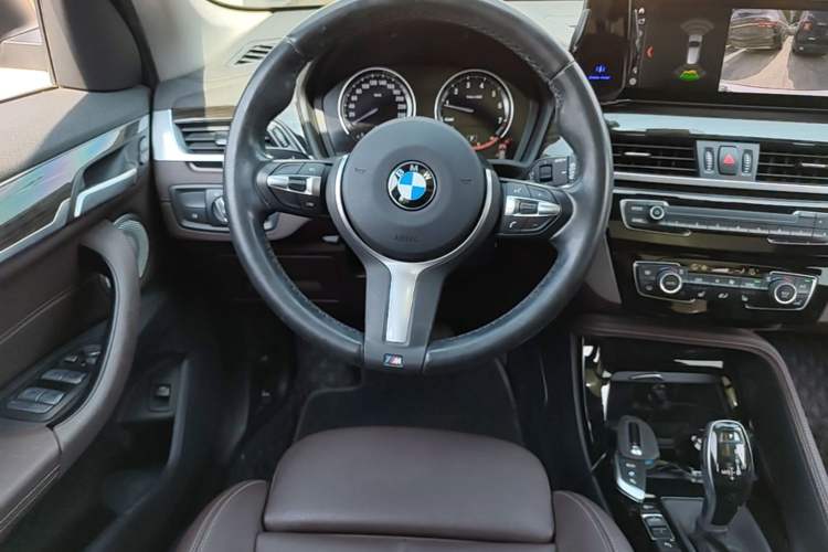 Used BMW X1 2021 xDrive25Li Luxury Model Steering Wheel