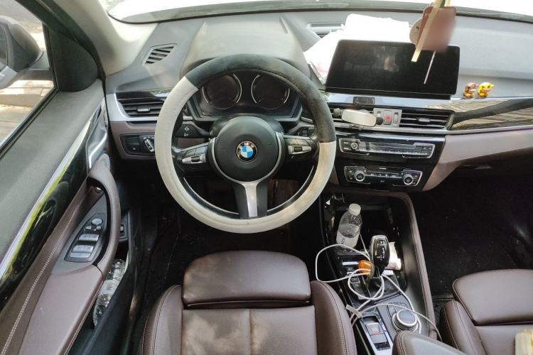Used BMW X1 2021 sDrive20Li Premium Edition Steering Wheel