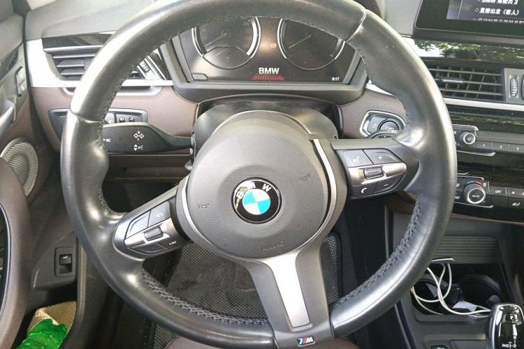 Used BMW X1 2021 sDrive25Li Leading Model Steering Wheel
