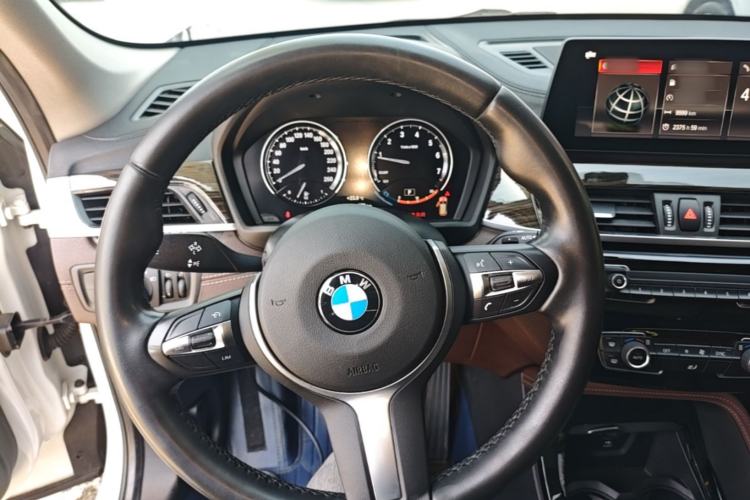Used BMW X1 2021 xDrive25Li Luxury Model Steering Wheel