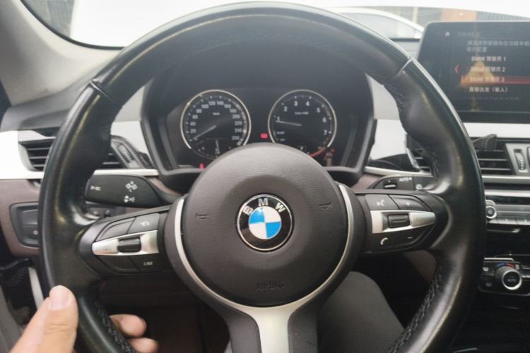 Used BMW X1 2021 Restyled sDrive25Li Leading Edition Steering Wheel