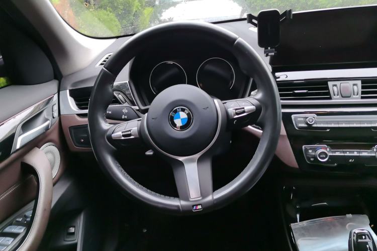Used BMW X1 2021 sDrive20Li Premium Edition Steering Wheel
