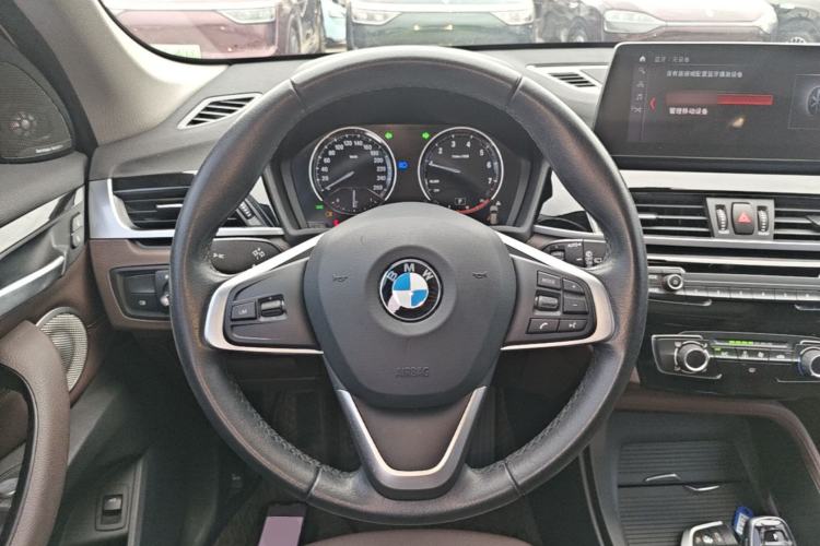 Used BMW X1 2021 sDrive20Li Fashion Model Steering Wheel