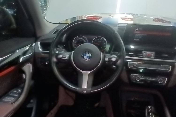 Used BMW X1 2021 sDrive25Li Leading Model Steering Wheel