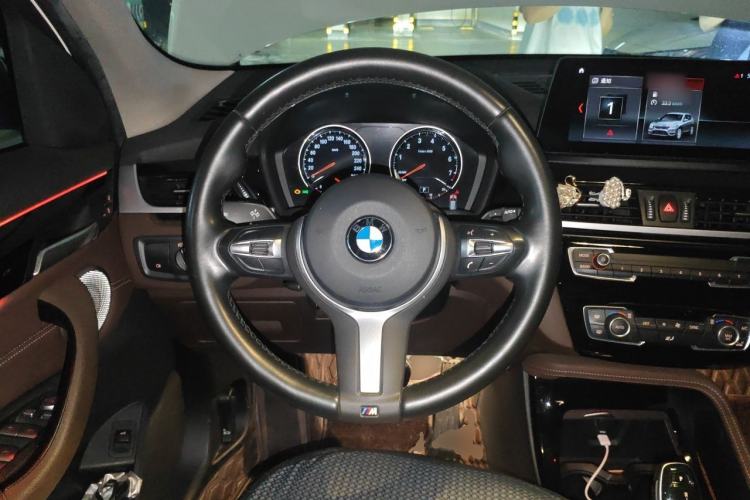 Used BMW X1 2021 sDrive20Li Premium Edition Steering Wheel
