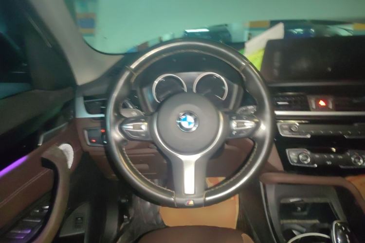 Used BMW X1 2021 sDrive25Li Leading Model Steering Wheel