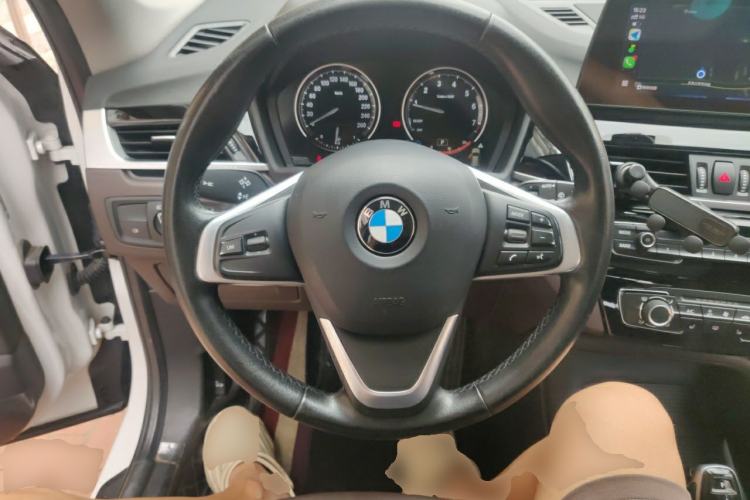 Used BMW X1 2021 sDrive20Li Fashion Model Steering Wheel