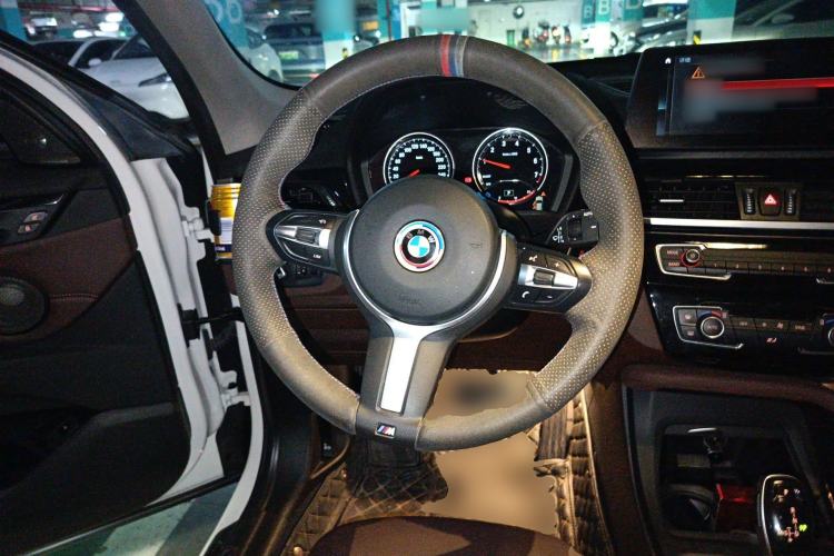 Used BMW X1 2021 sDrive25Li Leading Model Steering Wheel