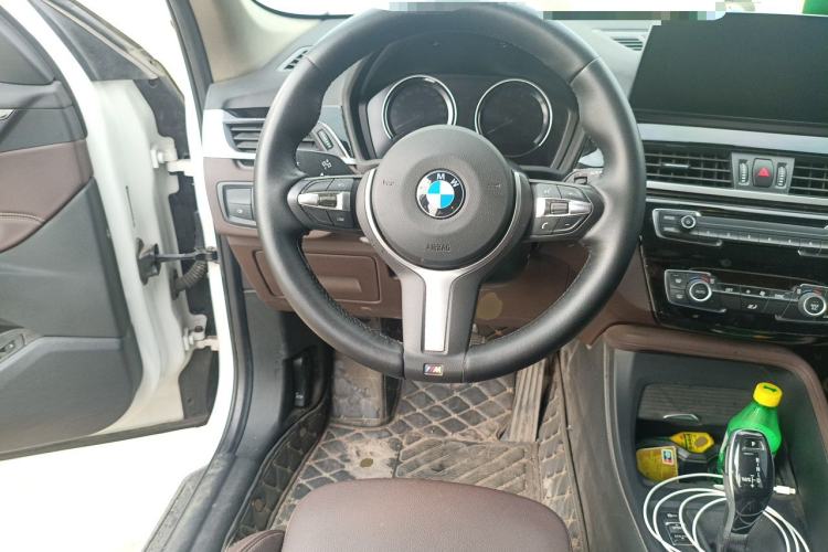 Used BMW X1 2021 sDrive25Li Leading Model Steering Wheel