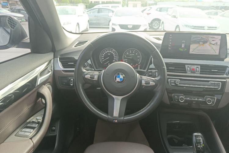 Used BMW X1 2021 sDrive25Li Leading Model Steering Wheel