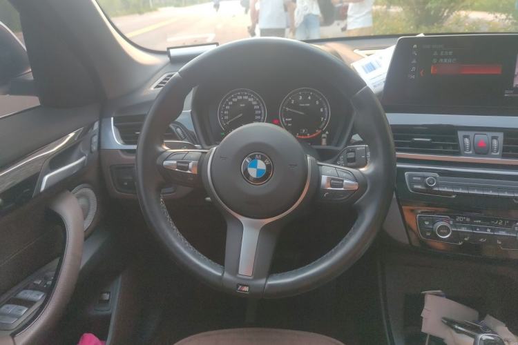 Used BMW X1 2021 sDrive25Li Leading Model Steering Wheel