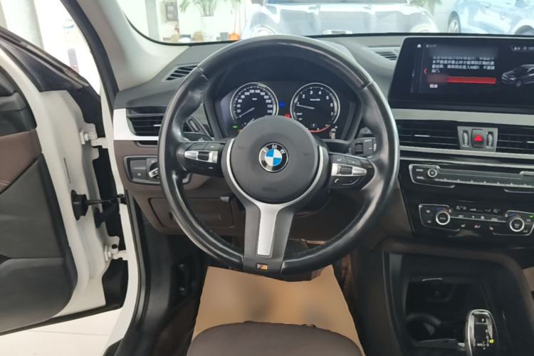Used BMW X1 2021 Restyled sDrive25Li Leading Edition Steering Wheel