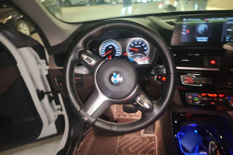 Used BMW X1 2021 sDrive20Li Premium Edition Steering Wheel