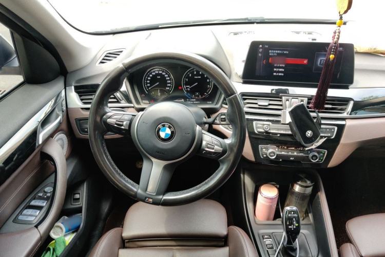 Used BMW X1 2021 sDrive25Li Leading Model Steering Wheel